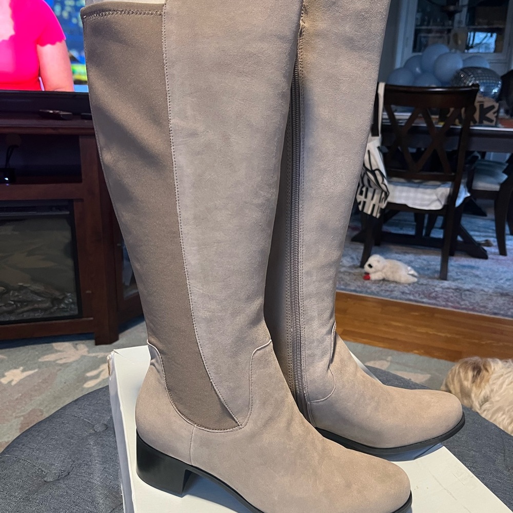 Marc Fisher ladies boots